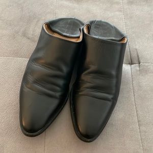 Everlane Black Leather Mules